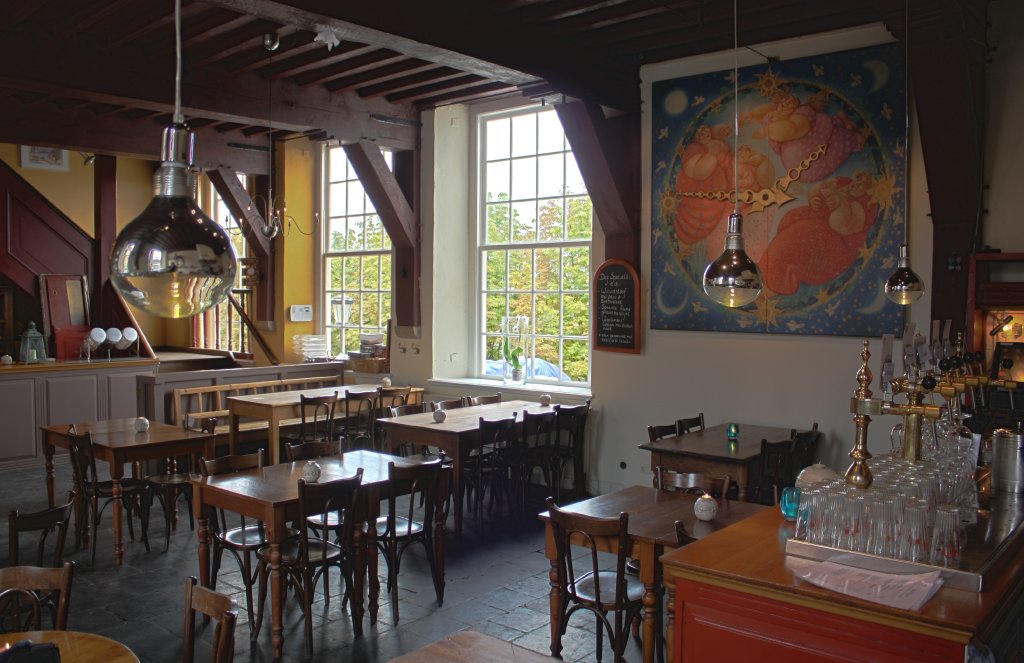 brouwerscafe en klok ada breedveld