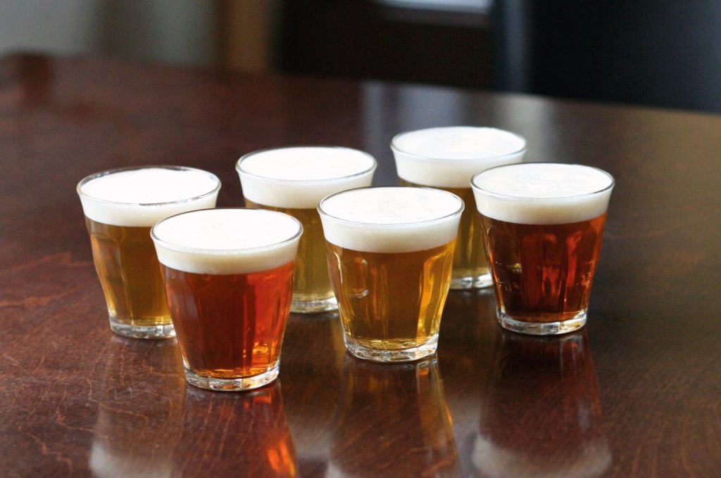 Bierproeverijen met bier van Brouwerij De Hemel in Nijmegen.
