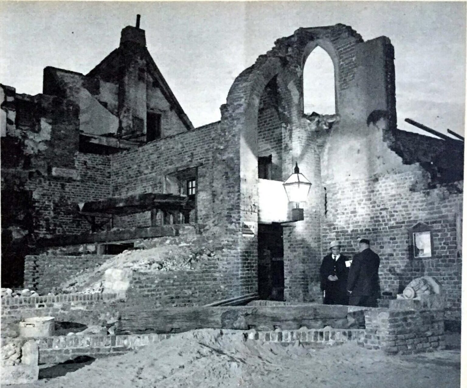 De Commanderie van Sint Jan als ruïne in 1958